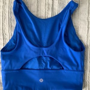 Lululemon sports bra
